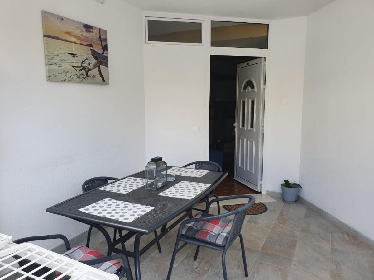 Apartments Luxury Oasis Makarska Ngoại thất bức ảnh
