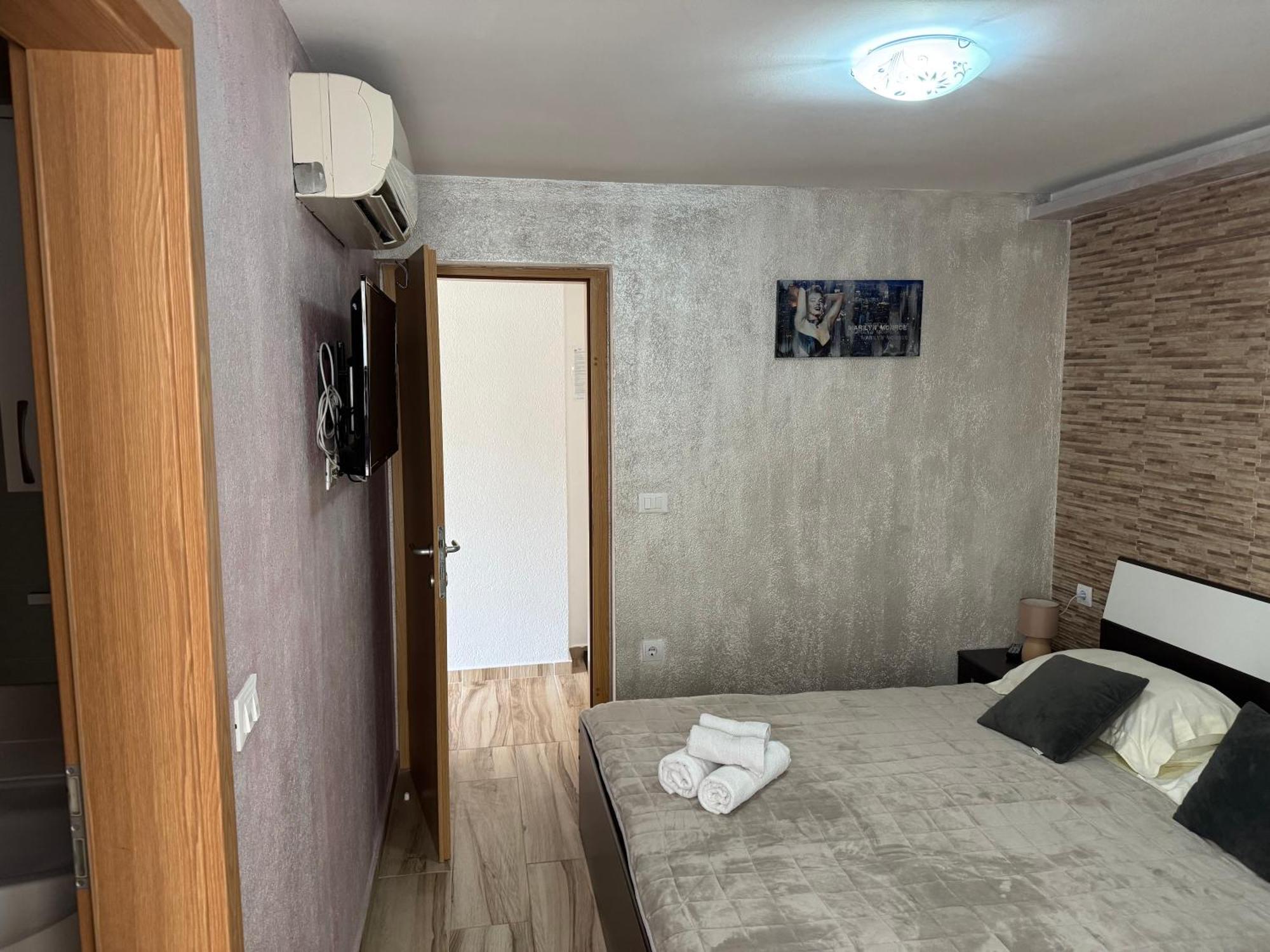 Apartments Luxury Oasis Makarska Ngoại thất bức ảnh