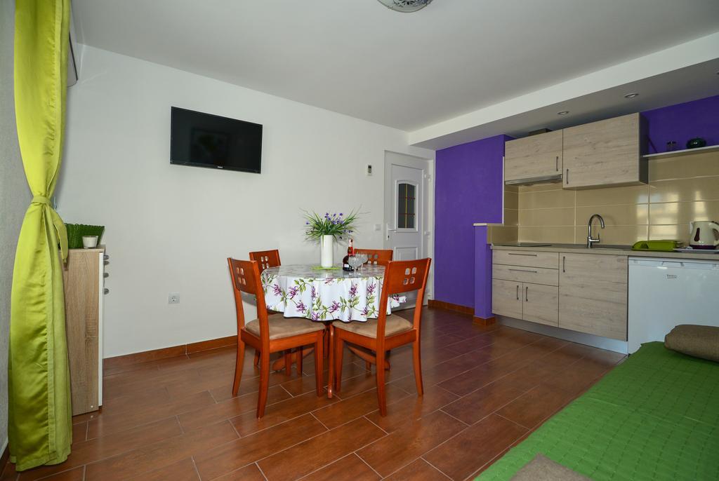 Apartments Luxury Oasis Makarska Ngoại thất bức ảnh